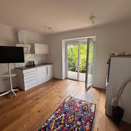 Daire Cozy With Garden In Free Parking *