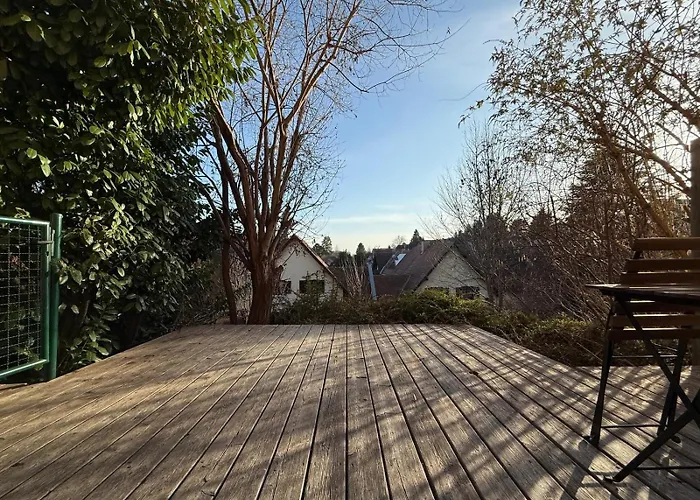 Cozy With Garden In Free Parking Apartment *