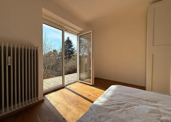 Cozy With Garden In Free Parking Daire